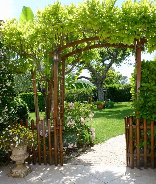 La Manzanera Roquefort-les-Pins Exterior photo